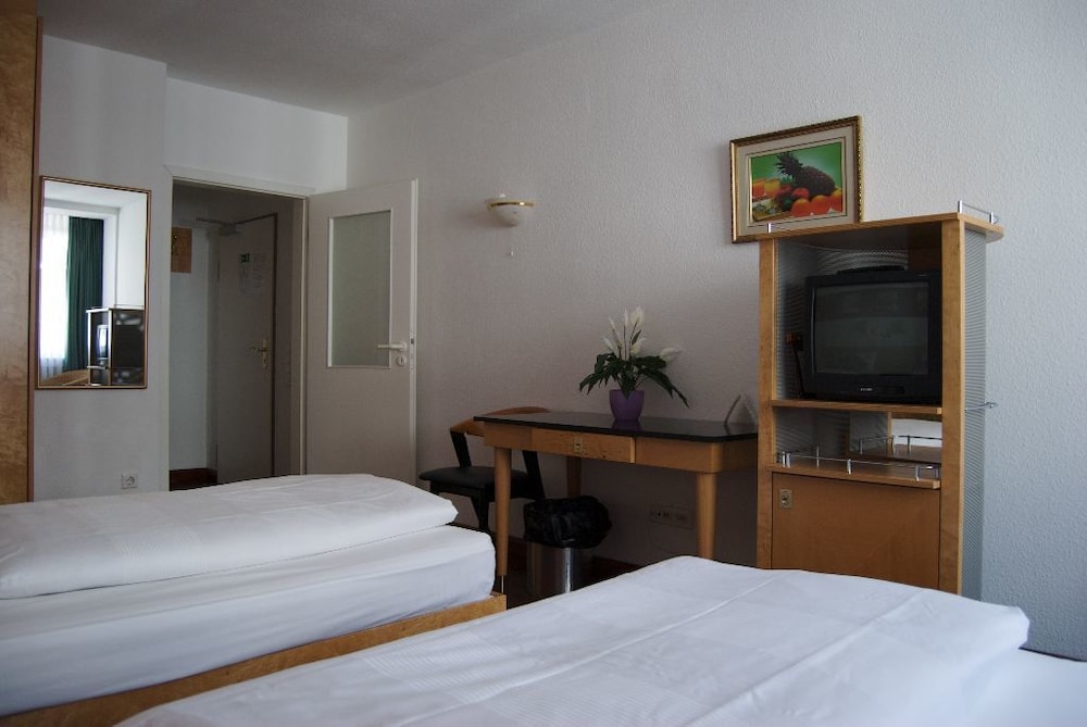 rugs HOTEL Düsseldorf 10