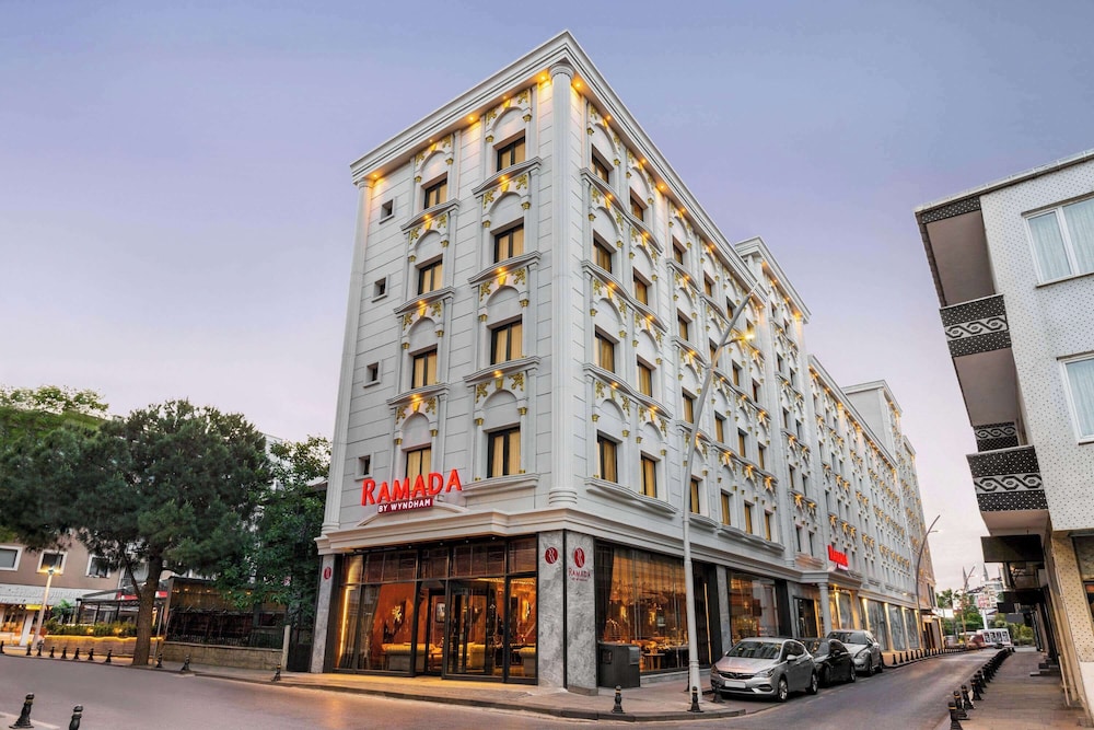 Ramada by Wyndham Istanbul Umraniye 1