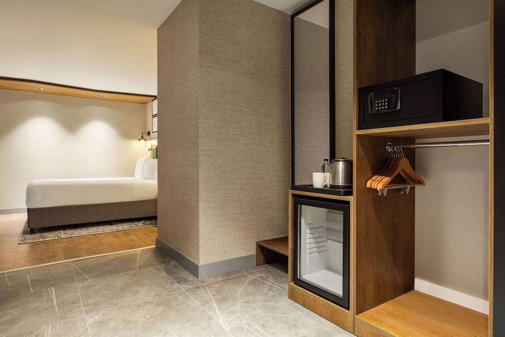 Ramada Encore by Wyndham Istanbul Arnavutkoy 9
