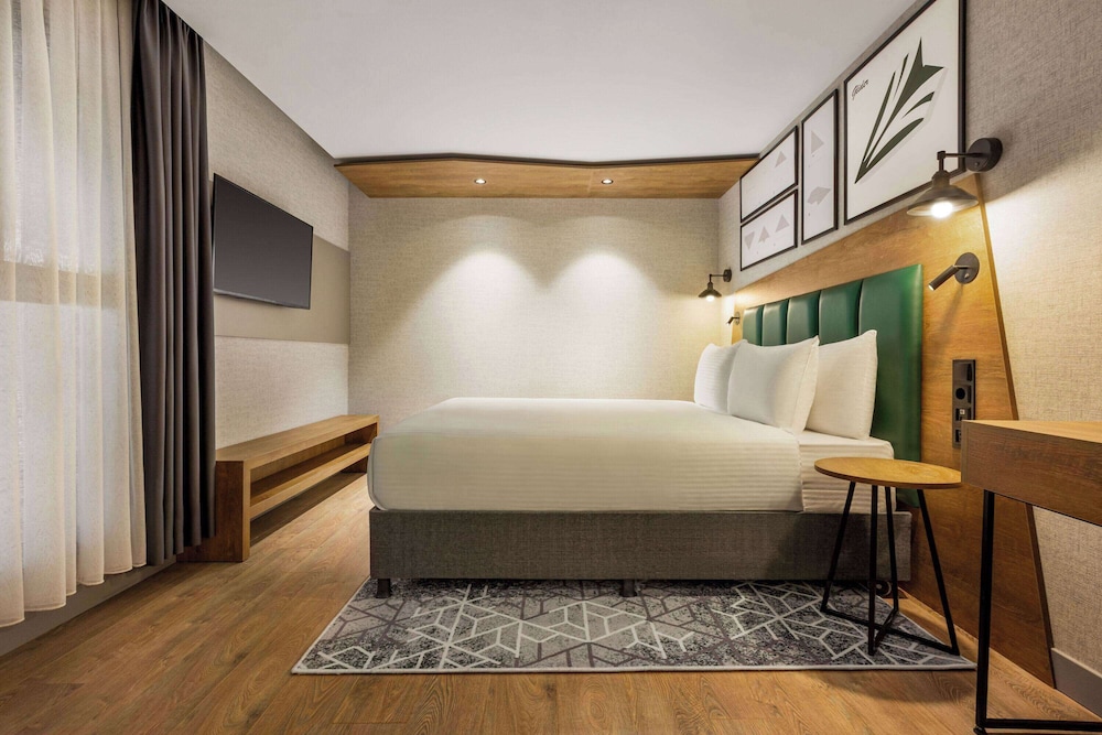 Ramada Encore by Wyndham Istanbul Arnavutkoy 10