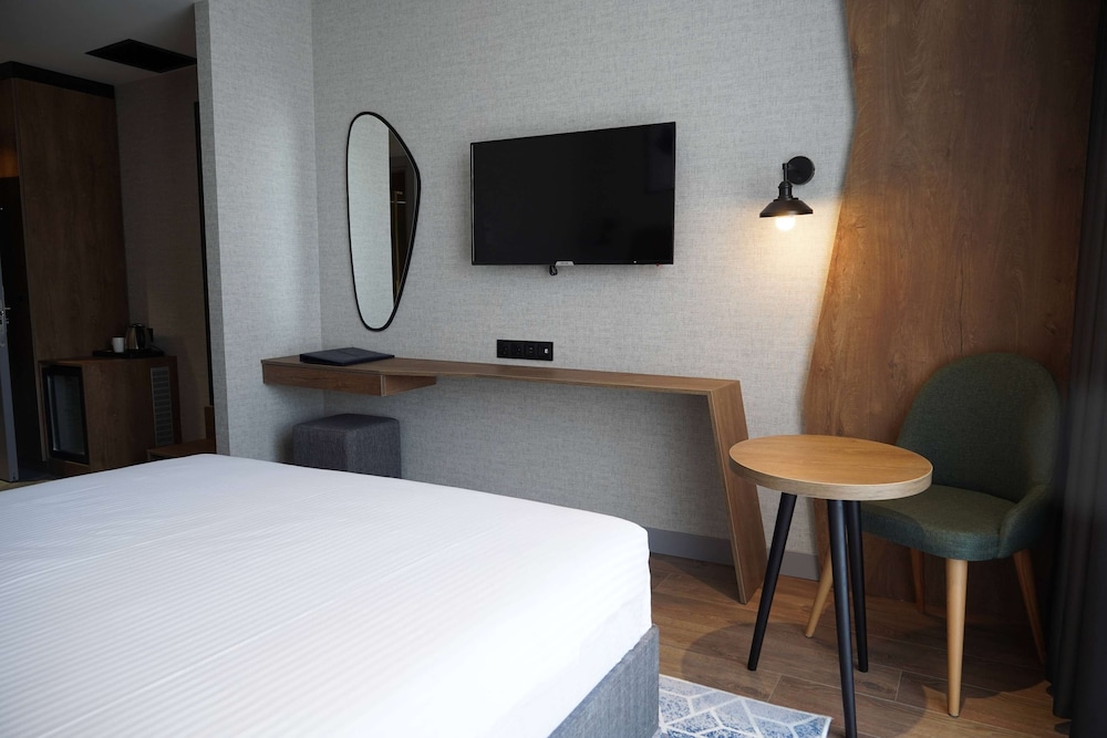 Ramada Encore by Wyndham Istanbul Arnavutkoy 18
