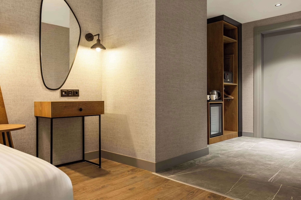 Ramada Encore by Wyndham Istanbul Arnavutkoy 12
