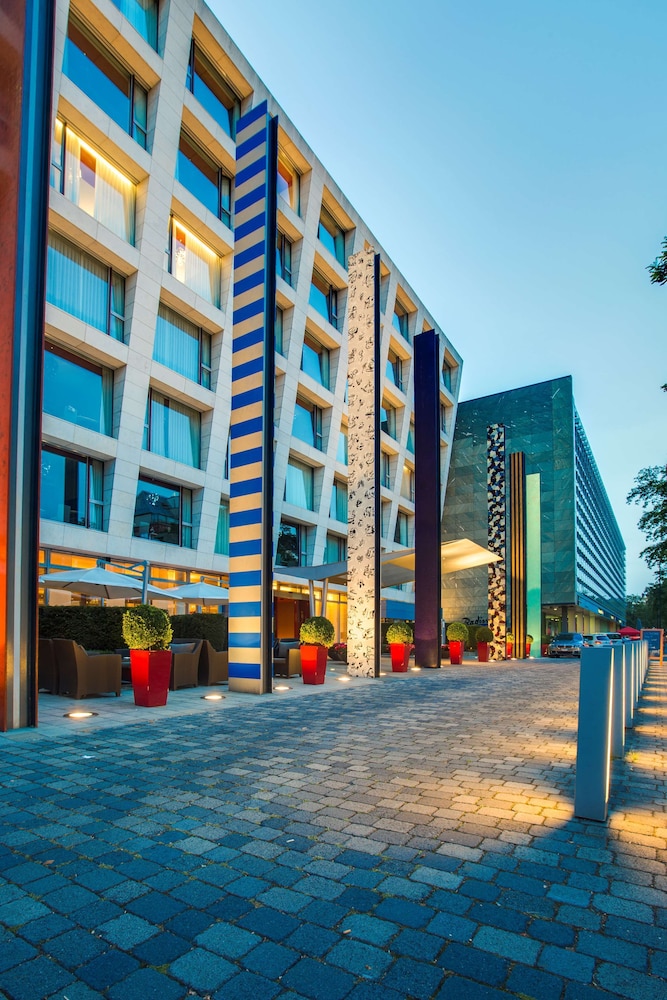 Radisson Blu Media Harbour Düsseldorf 1