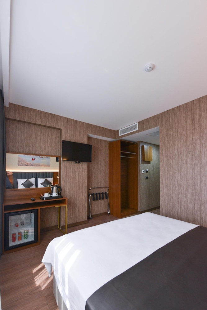 Istport Garden Hotel 15