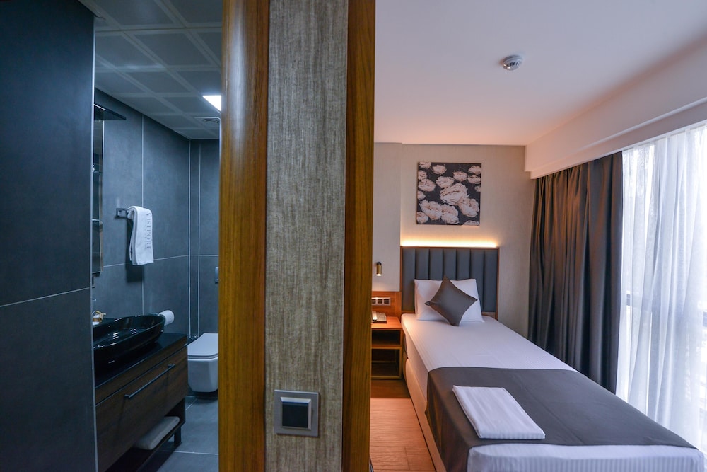 Istport Garden Hotel 8