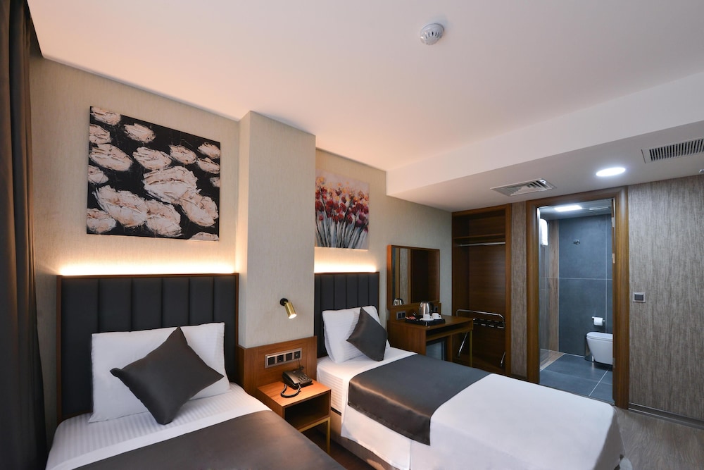 Istport Garden Hotel 13