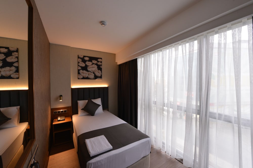 Istport Garden Hotel 9