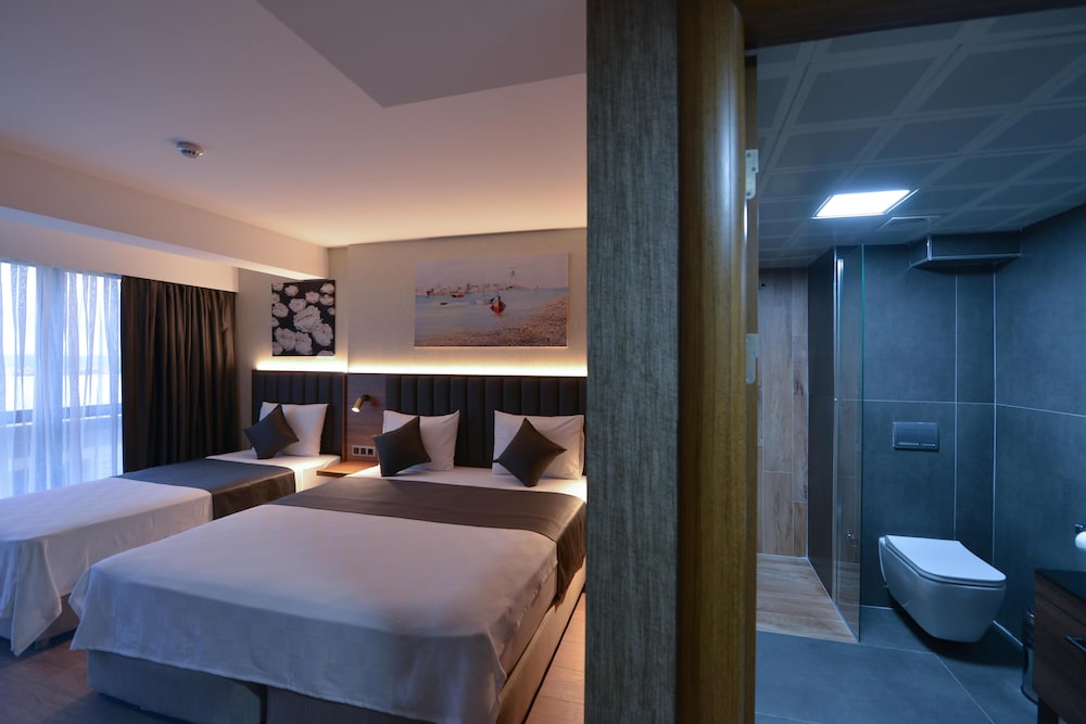 Istport Garden Hotel 19