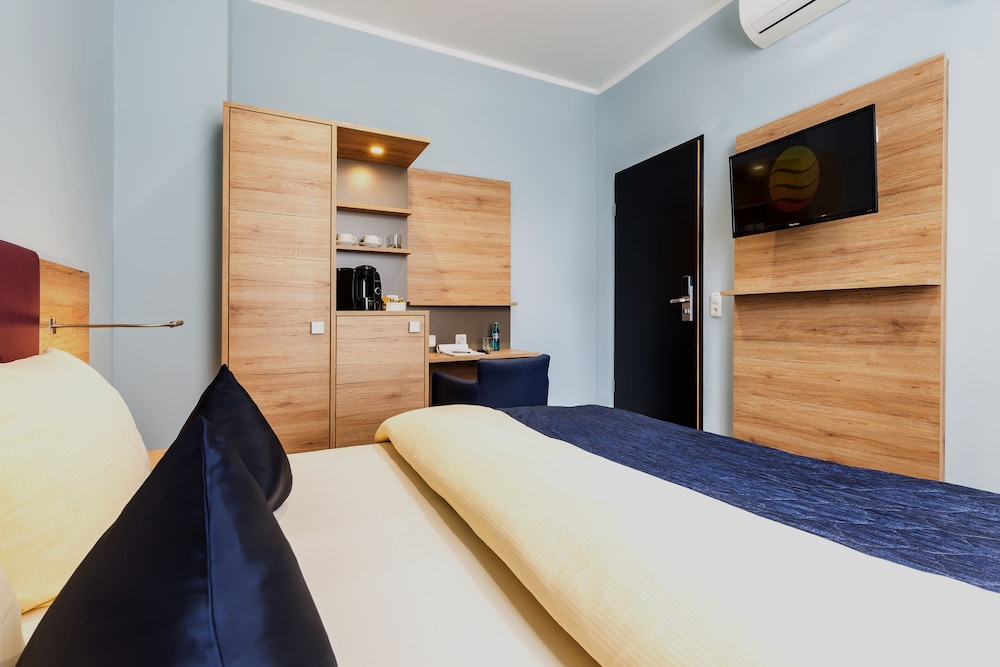 Comfort Hotel Frankfurt Central Station 9