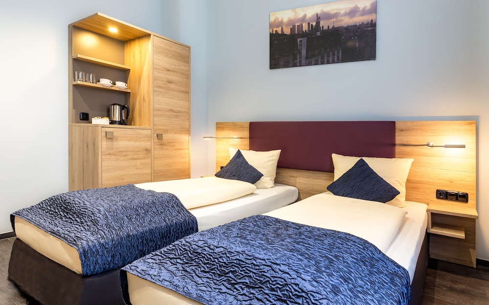 Comfort Hotel Frankfurt Central Station 16