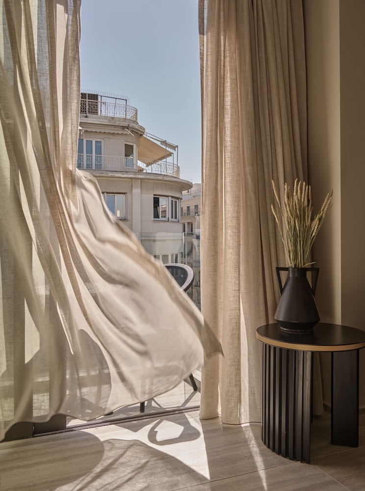 Vision Omonia 6