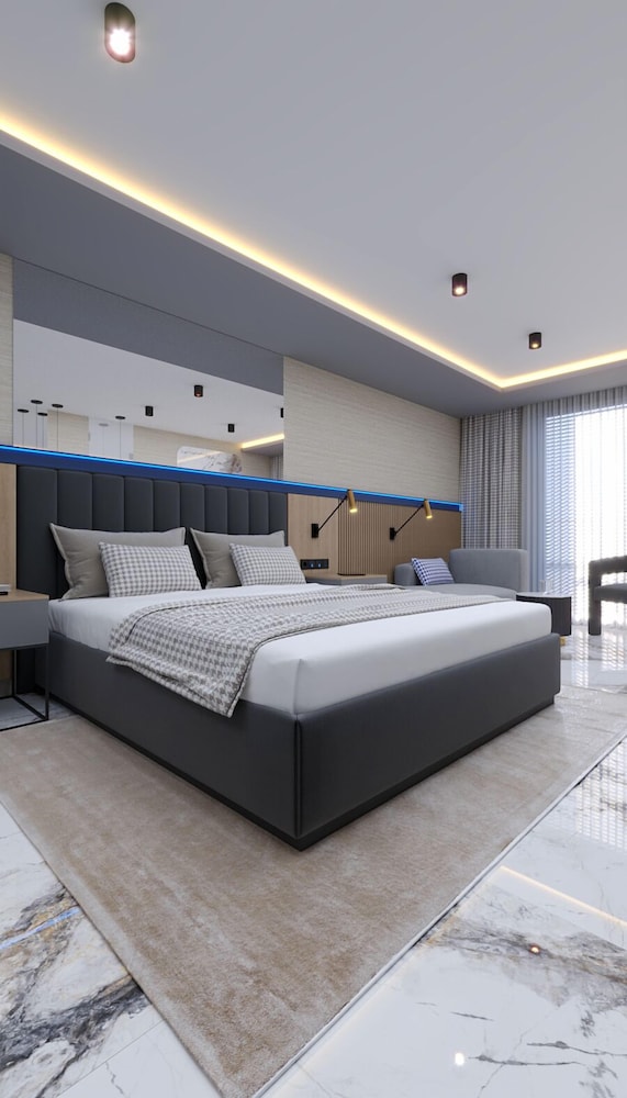 Almaris Resort Hotel 17