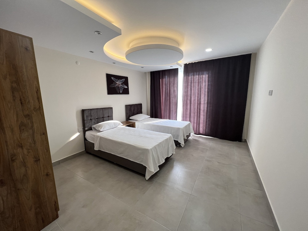 Almaris Resort Hotel 9