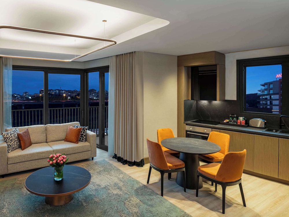 Mövenpick Living Istanbul Saklivadi 15