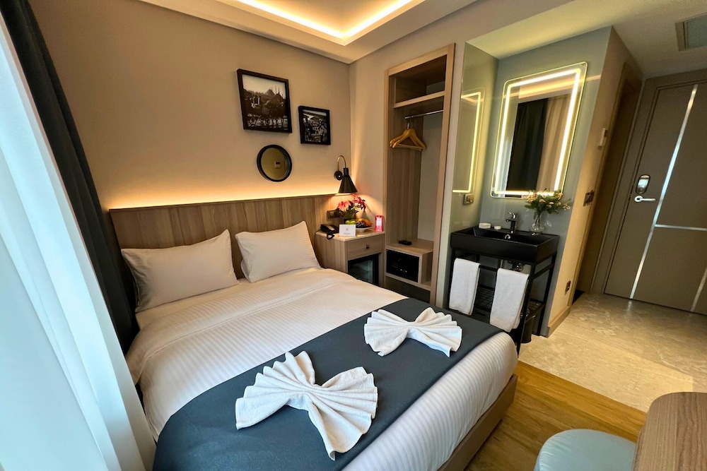 Woxx Hotel 24