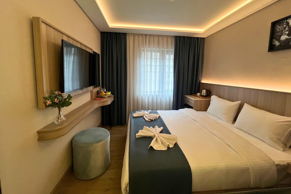 Woxx Hotel 18