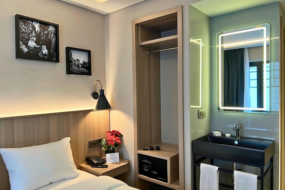 Woxx Hotel 11