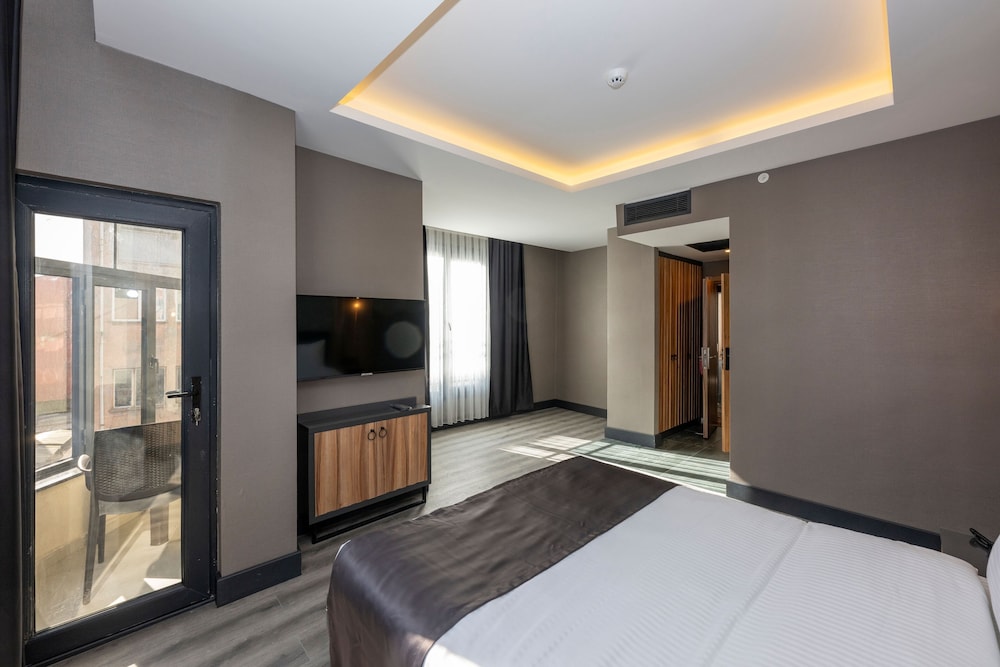 The Nirvanas Hotel 15