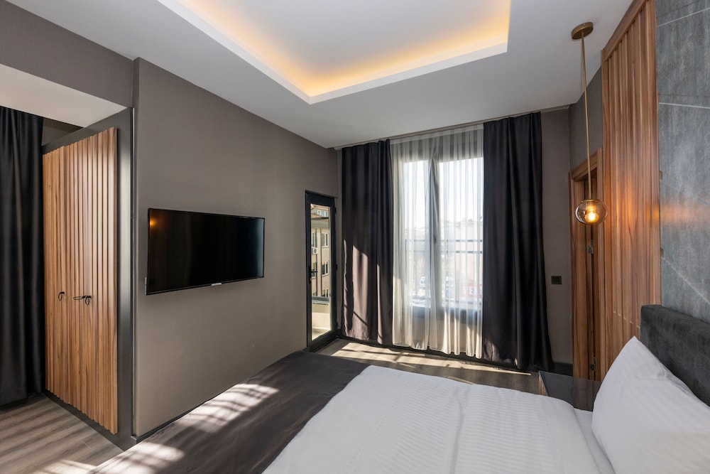 The Nirvanas Hotel 18