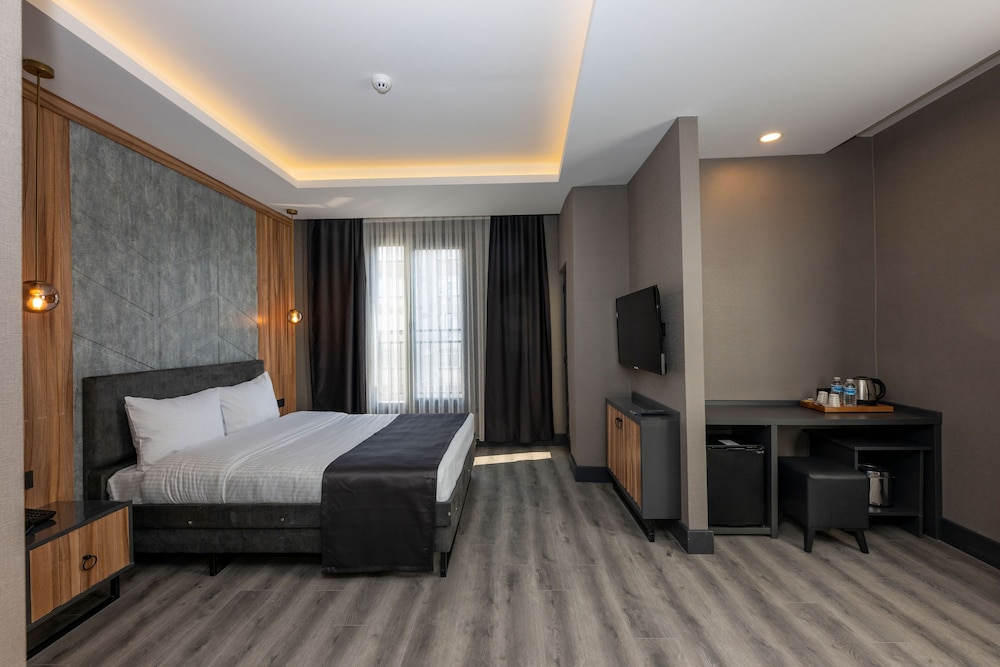 The Nirvanas Hotel 17