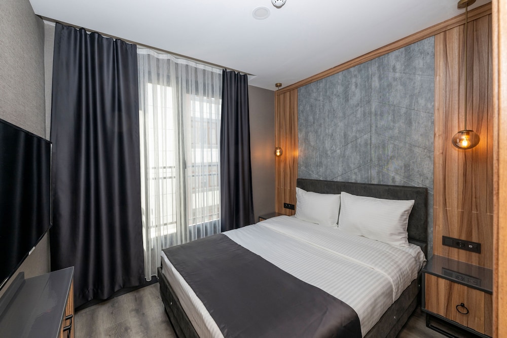 The Nirvanas Hotel 11