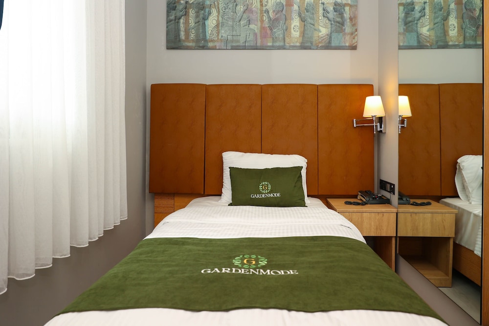 Garden Mode Airport Hotel 21