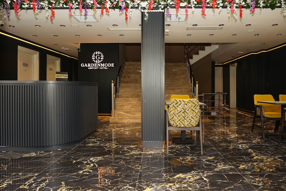 Garden Mode Airport Hotel 9