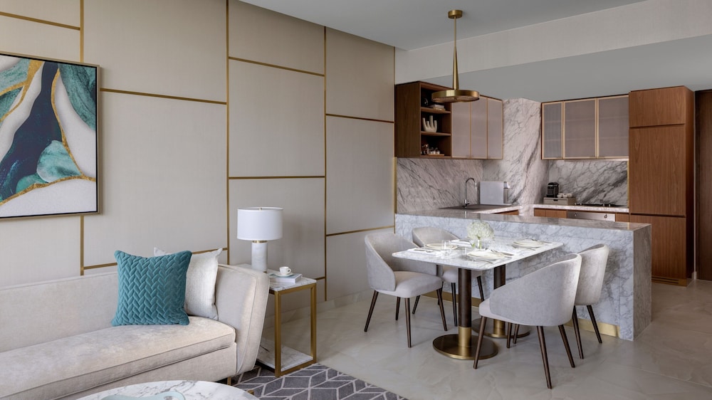 InterContinental Residences Dubai Business Bay 21