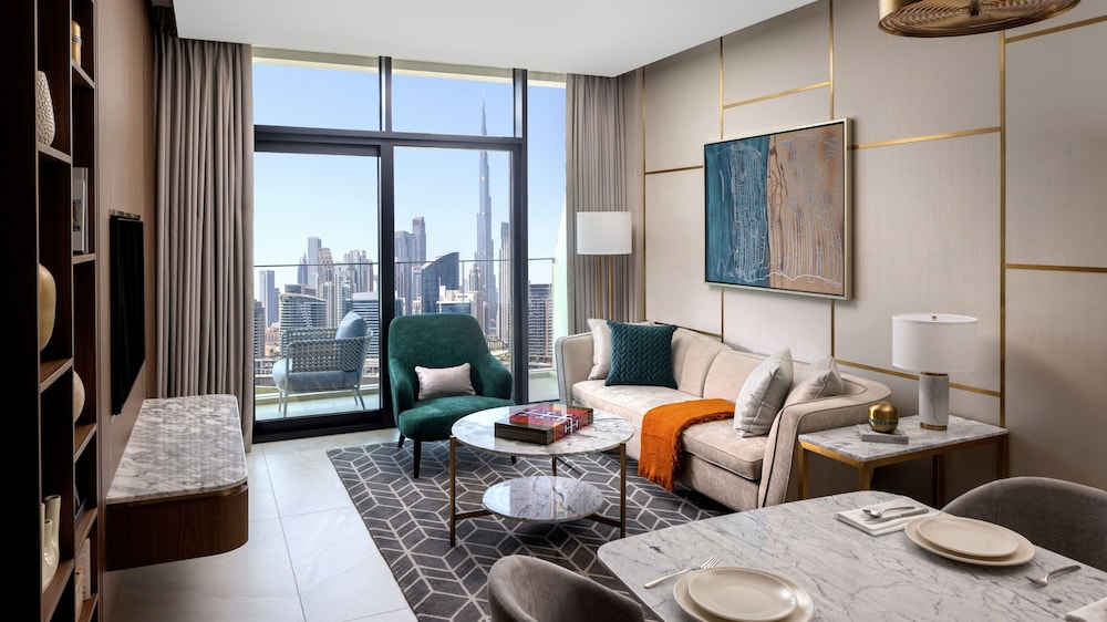 InterContinental Residences Dubai Business Bay 11