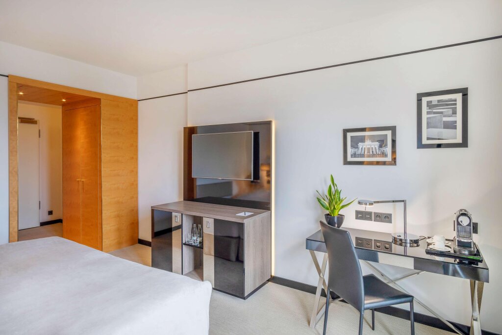 Meliá Berlin 8