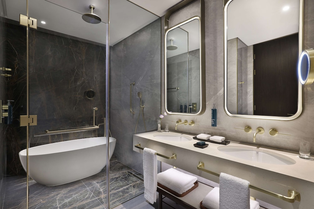 Embassy Suites by Hilton Dubai Business Bay 24