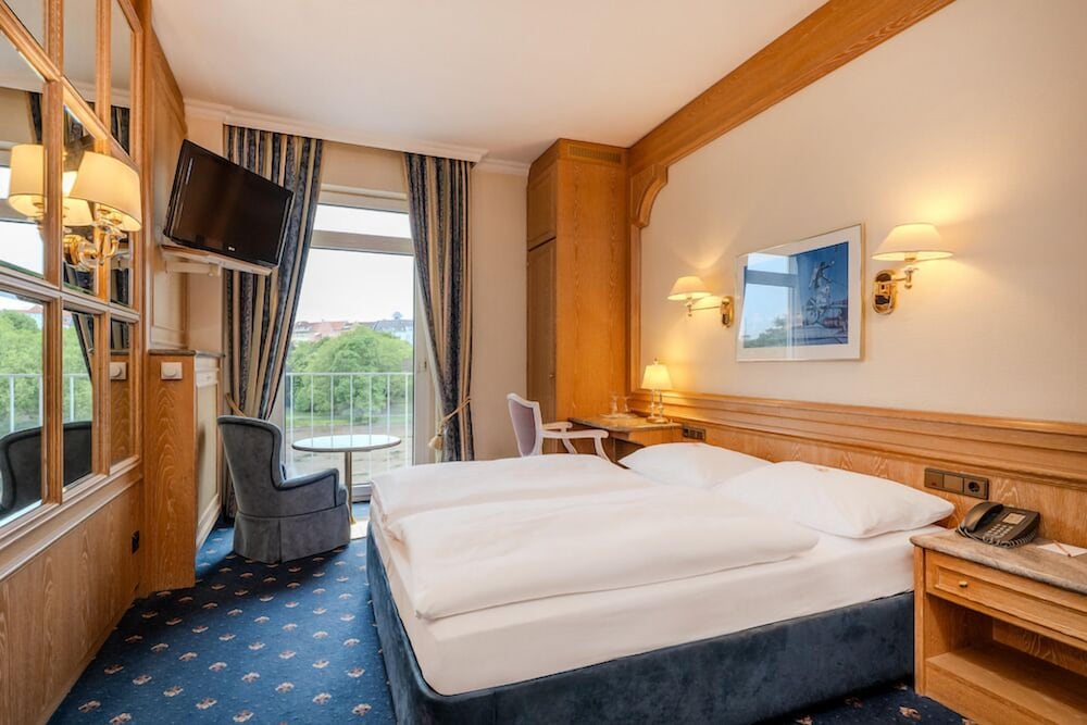 Ringhotel Seehof 12