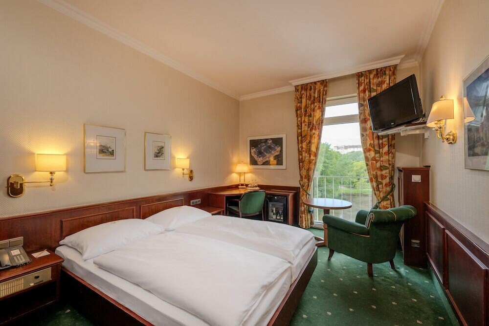 Ringhotel Seehof 16