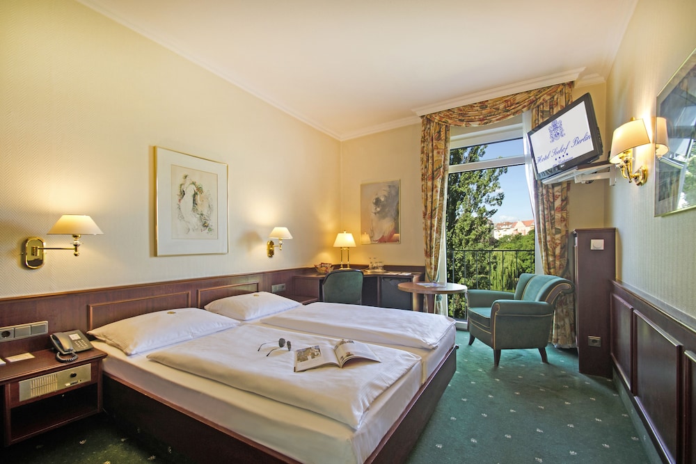 Ringhotel Seehof 8