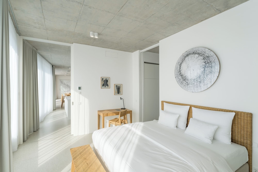 Carlotta Apartments 5