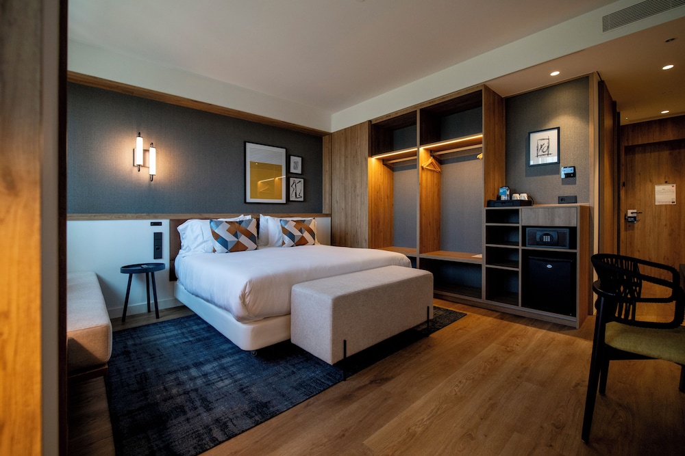 Four Points by Sheraton Barcelona Airport 13