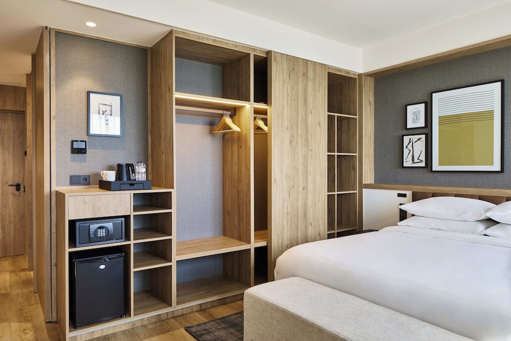 Four Points by Sheraton Barcelona Airport 24