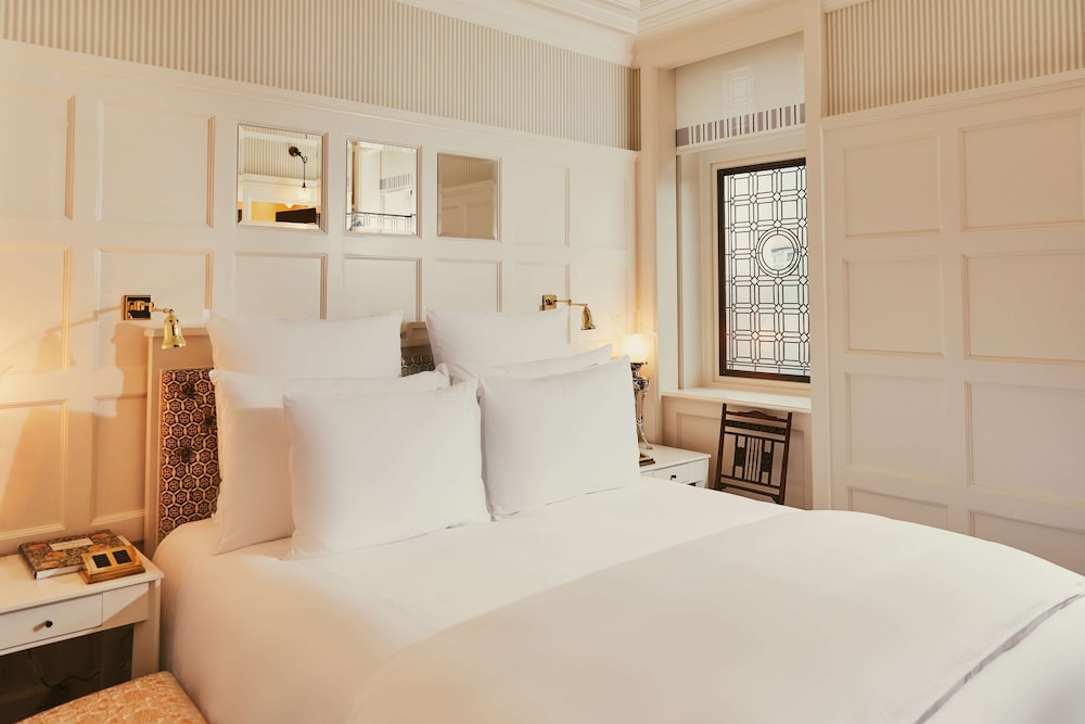 Hotel At Sloane 22