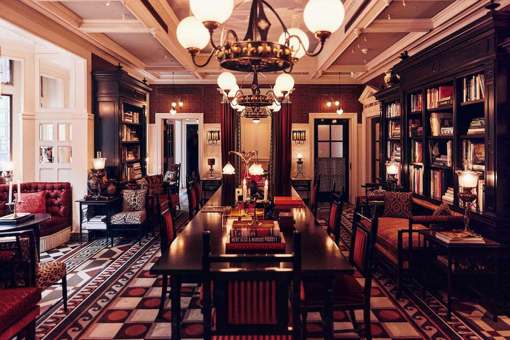 Hotel At Sloane 7