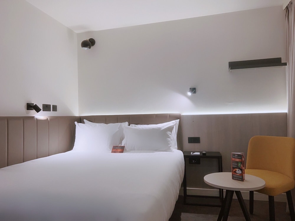 Southgate Hotel London 15