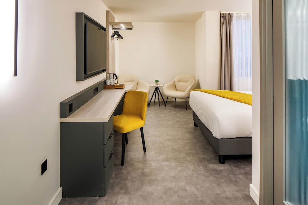 Southgate Hotel London 12
