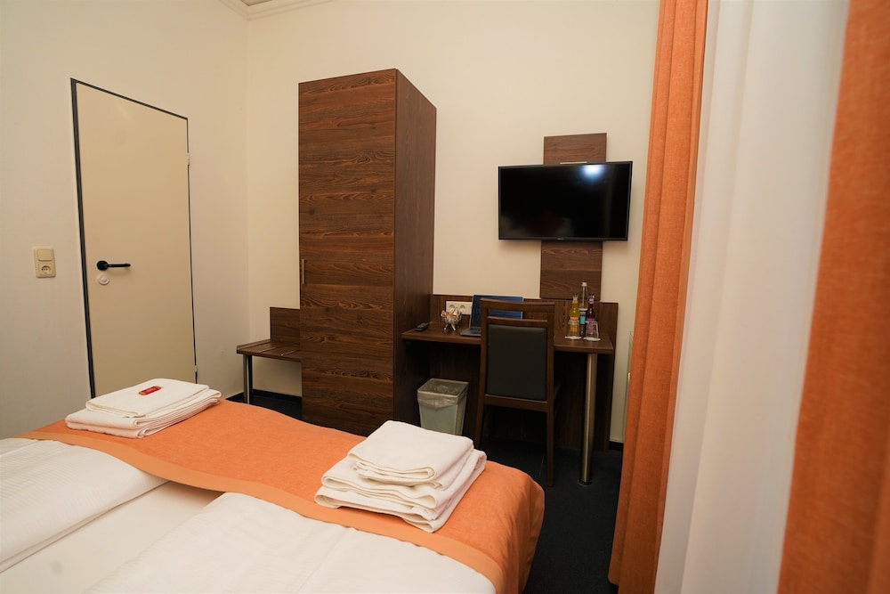 Hotel Little Paris 12