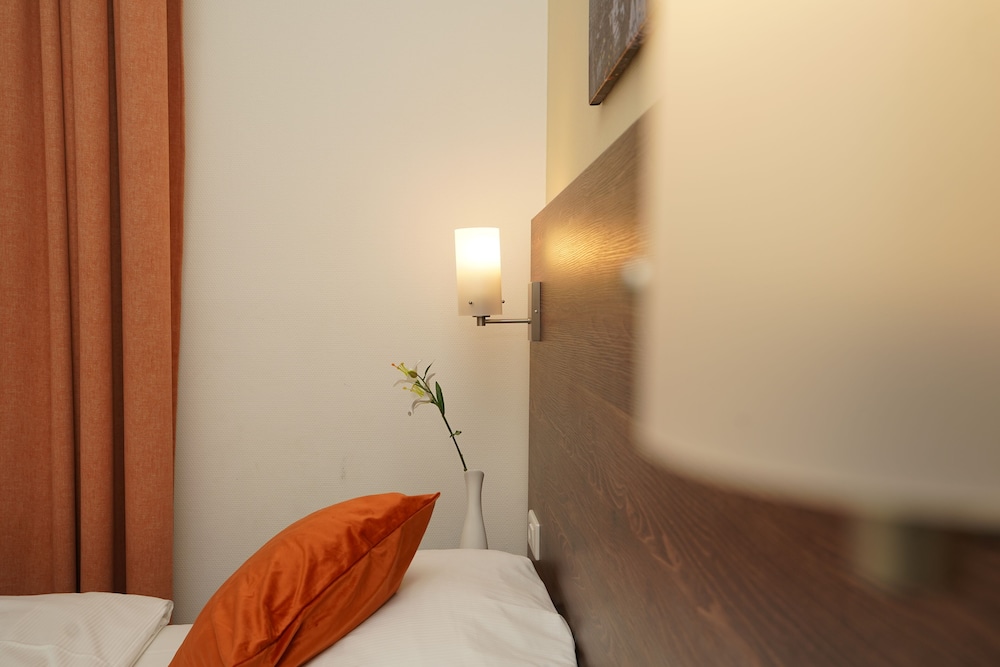 Hotel Little Paris 9