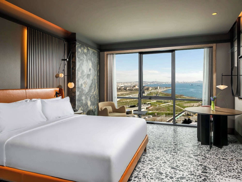 Mövenpick Hotel Istanbul Marmara Sea 13