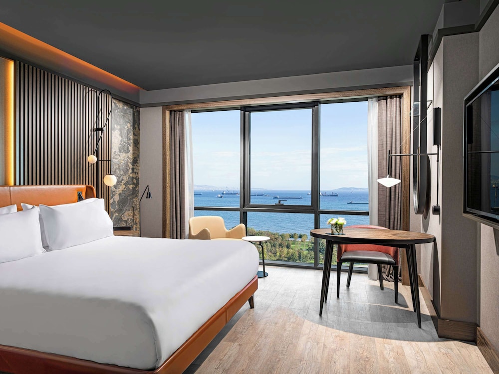 Mövenpick Hotel Istanbul Marmara Sea 7