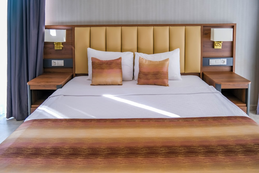Days Inn by Wyndham Alanya 19