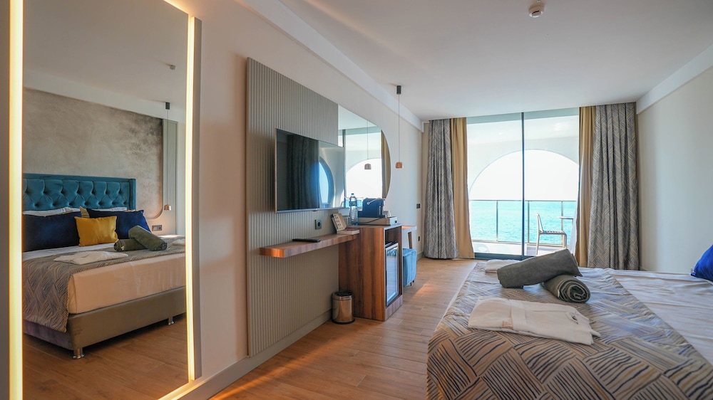Ada Port Hotel Adults Only 17