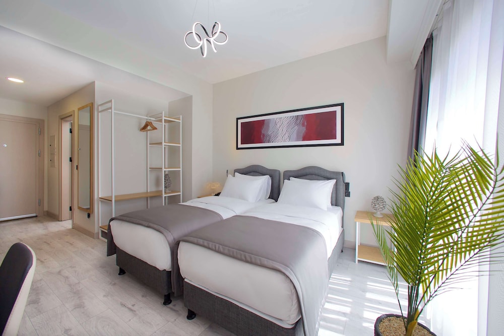 Best Western Plus Hotel & Residences Istanbul 13