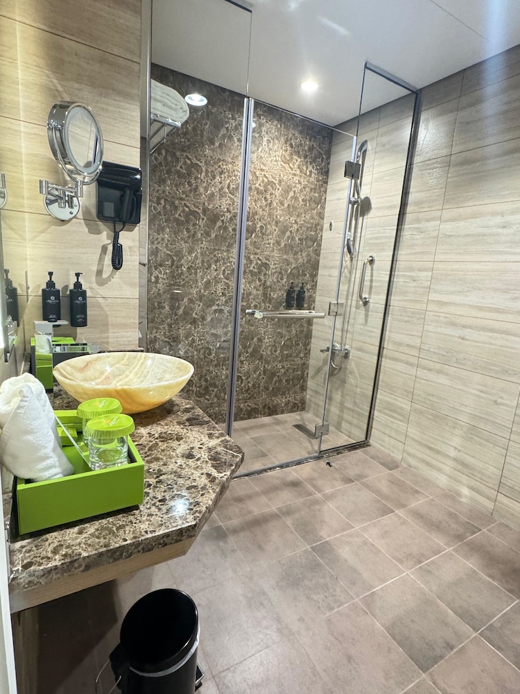 La Quinta by Wyndham Abu Dhabi Al Wahda 18