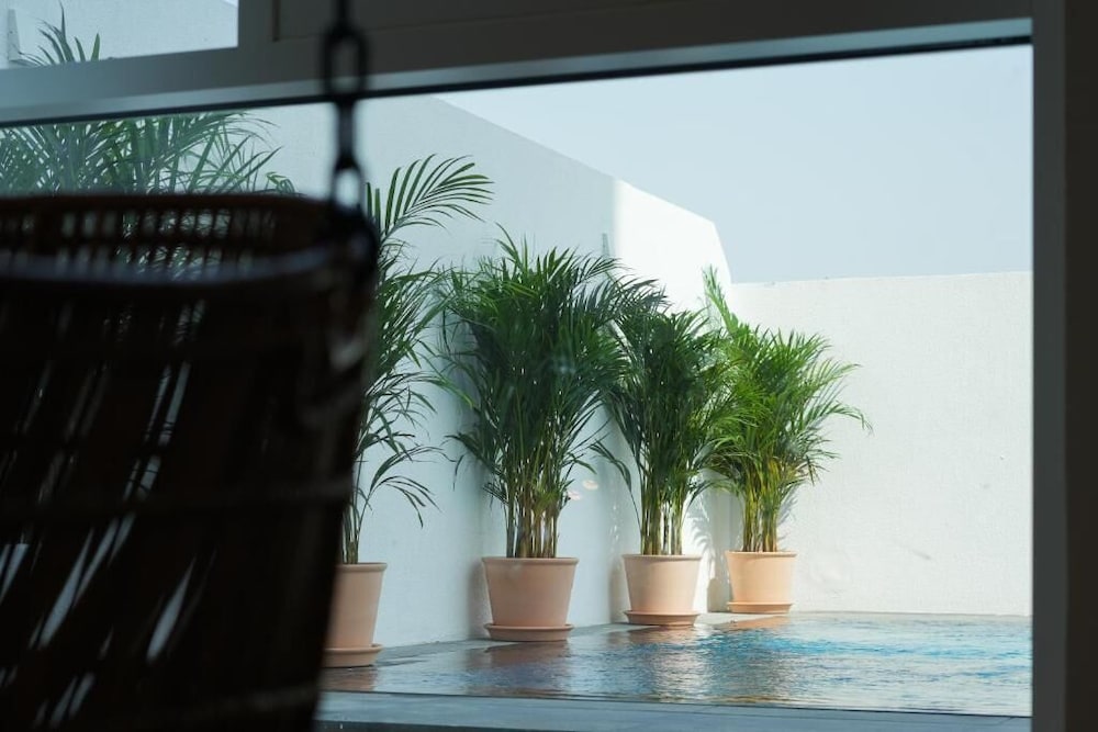 Shada Hotel Jumeirah Gardens 17